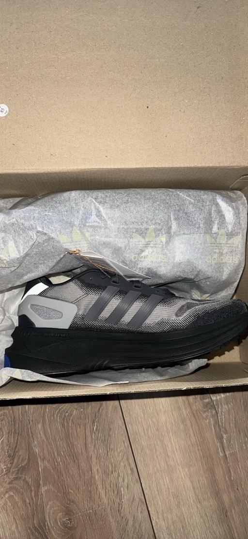  — Nike adidas trainers