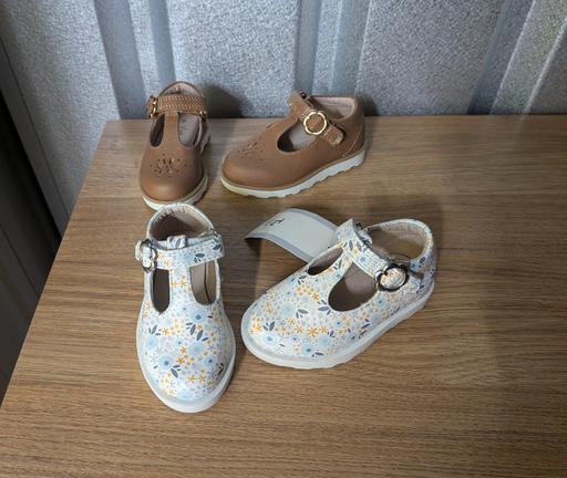  — New size 4 girls shoes