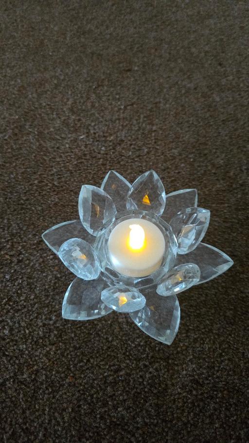  — Candle Holder.