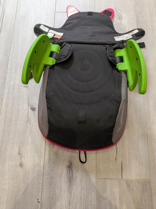  — Trunki Boostpak