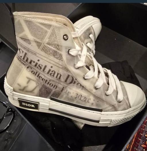  — High top Dior