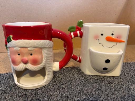  — Christmas Mugs with Biscuit Holders