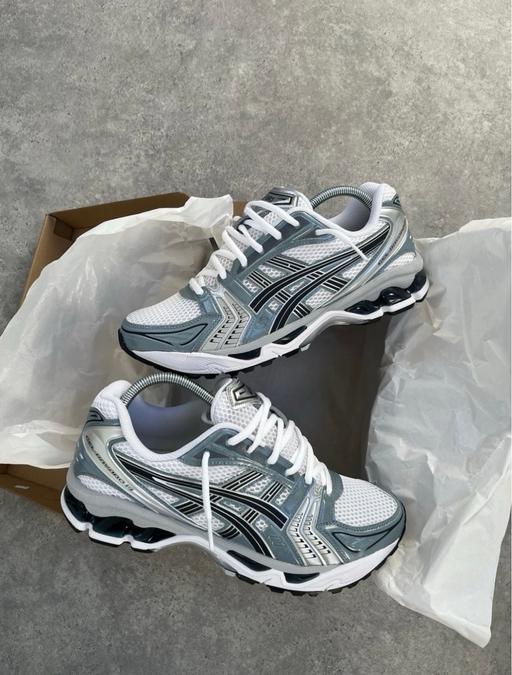  — ASICS Gel-Kayano 14 – White/Grey UK9