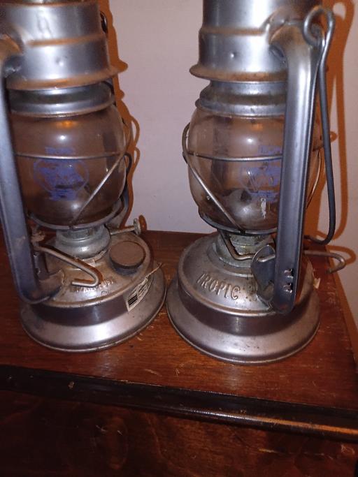  — Vintage Set Orignal Parafin Lamps working ord