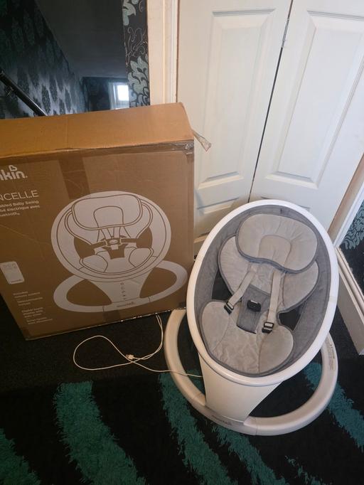  — Munchkin Bluetooth Baby Swing