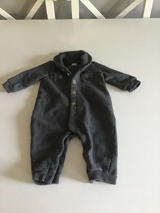  — Gap Grey Fleece All In One 3/6 Months.