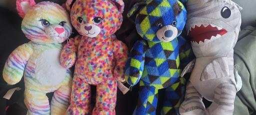  — 4 build a bears