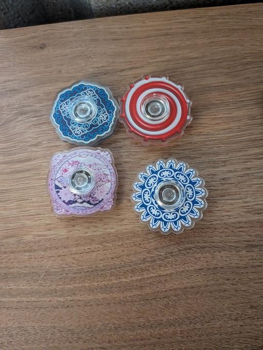  — fidget spinners new