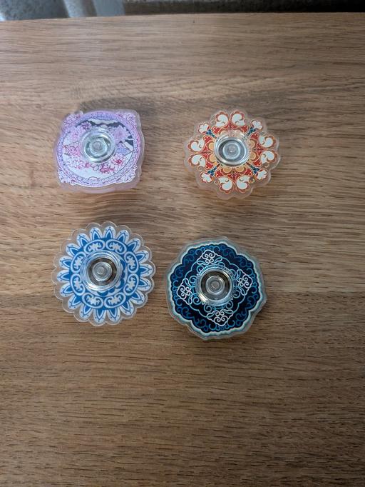  — fidget spinners new