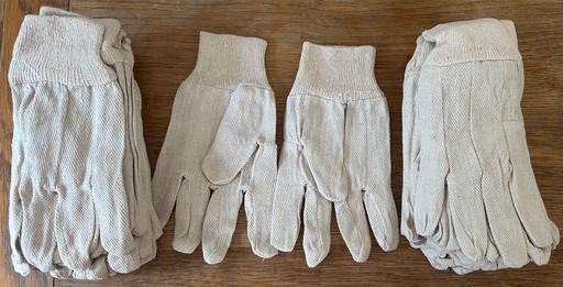  — Brand new work gloves x12 pairs