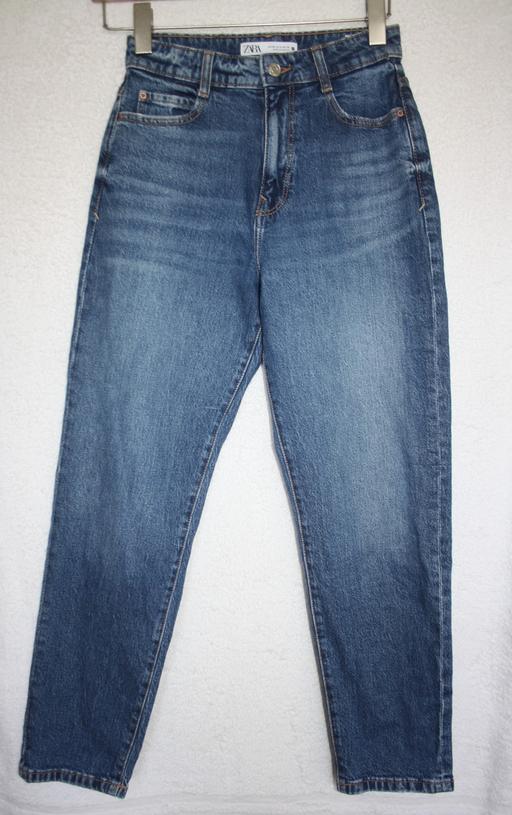  — Zara blue jeans size 8
