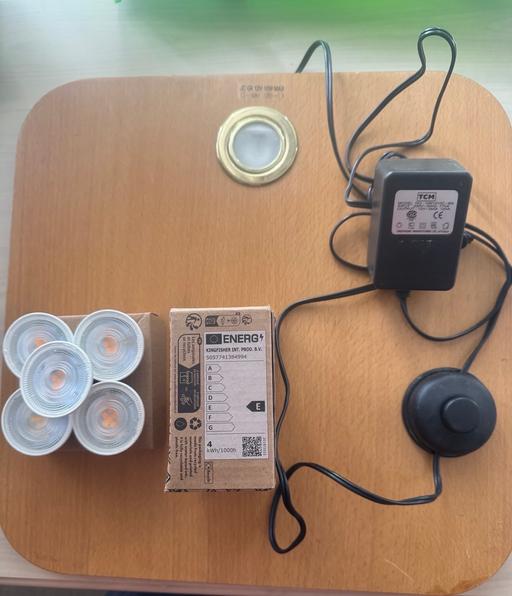  — Led MR16 bulbs, backlit base (FREE, see note)