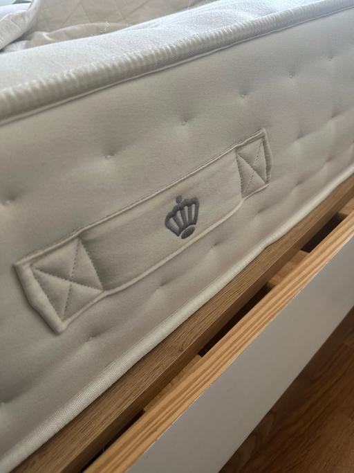  — Double mattress