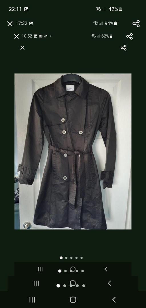  — ladies black coat/mac papaya