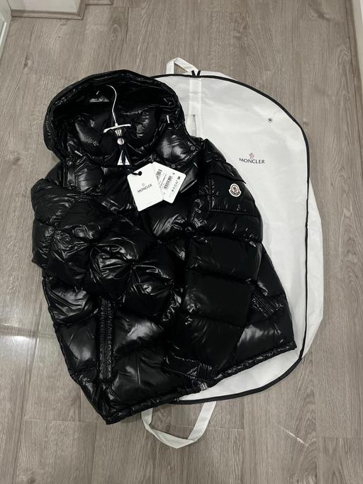  — Authentic Moncler Maya 70 Coat Large (SIZE 3)