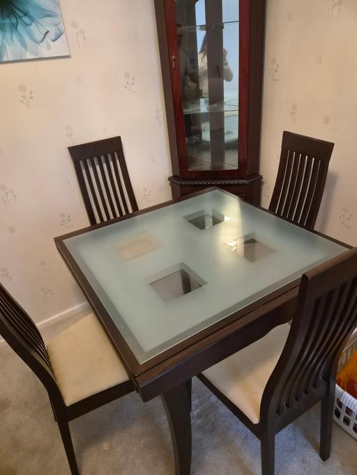  — Dining room table and 4 chairs