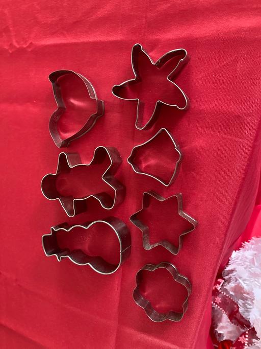  — Christmas cookie cutters