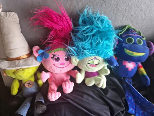  — bundle Trolls teddies