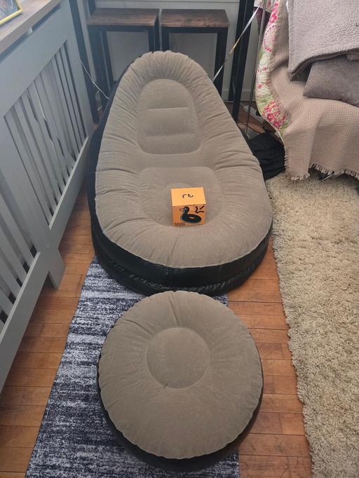  — blow up chair and footstool (pump included)