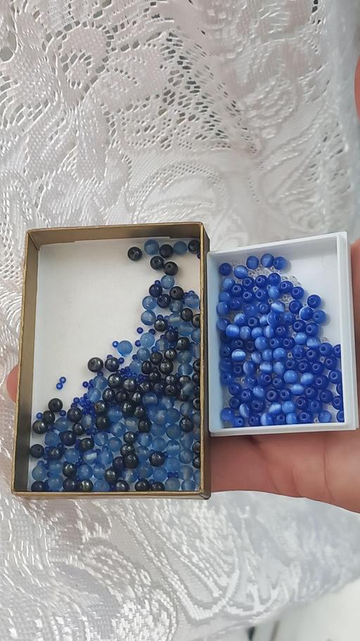  — beads-glass