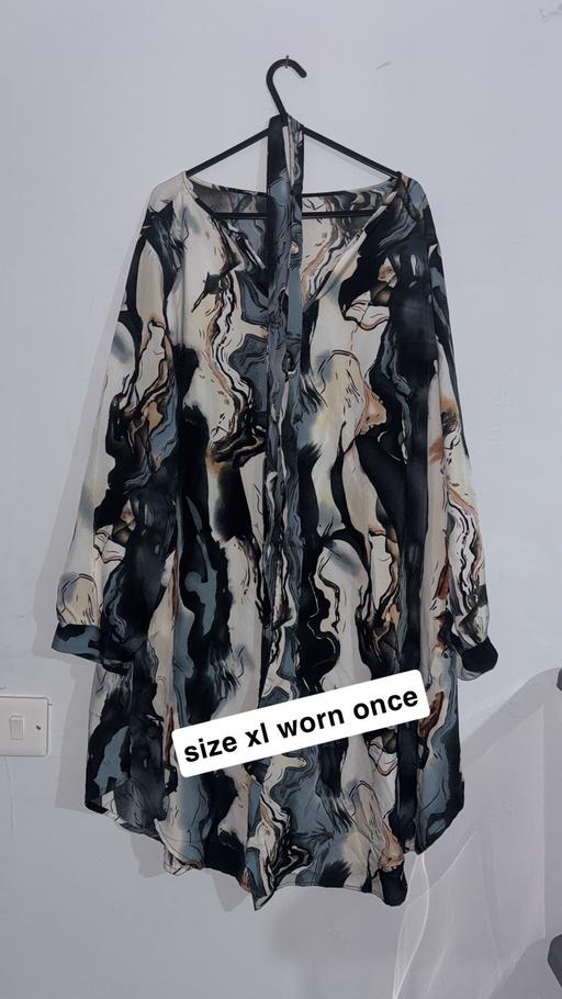  — Women’s blouse dress size xl