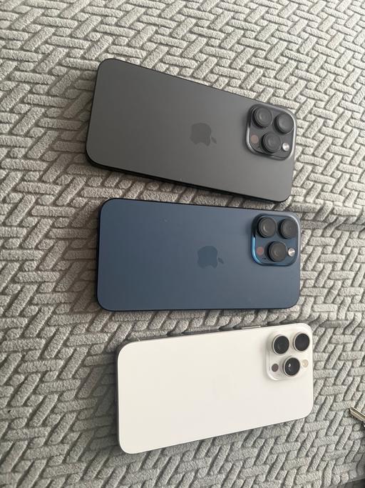  — iPhone 15 pro max 256gb unlocked