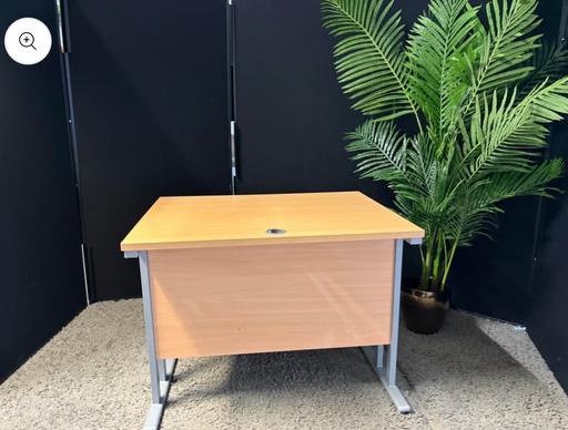  — Office desk 100cm x 80cm x 73cm