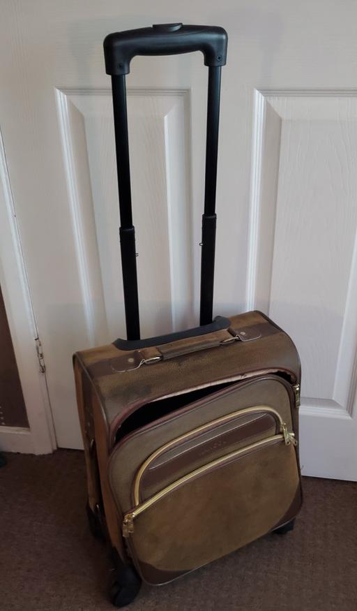  — kangol cabin size trolley case