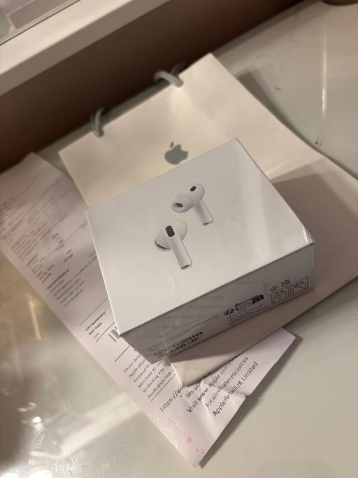  — AirPod pro 3