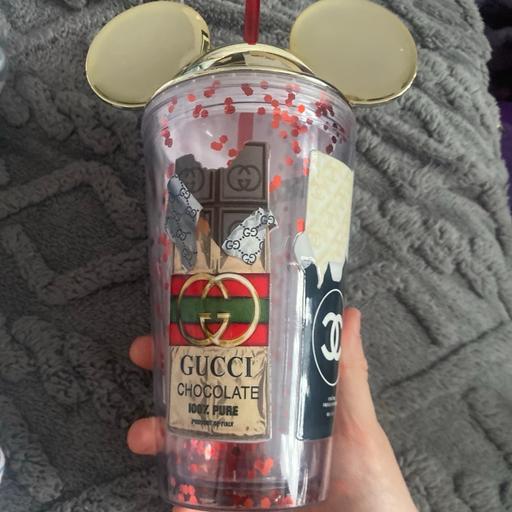  — Minnie Mouse cup