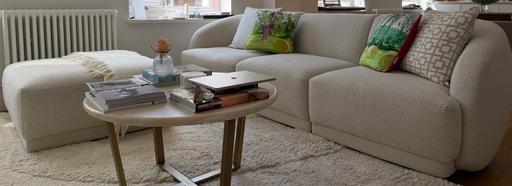 — white modular 3-seater curved sofa & ottoman