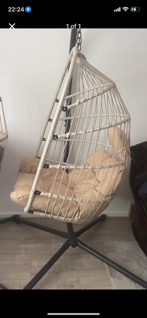 — Egg chair