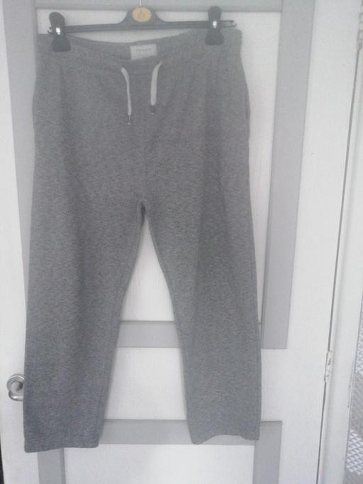  — Men's size *S*