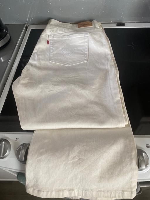  — Levi’s 515 boot cut jeans ladies size 16