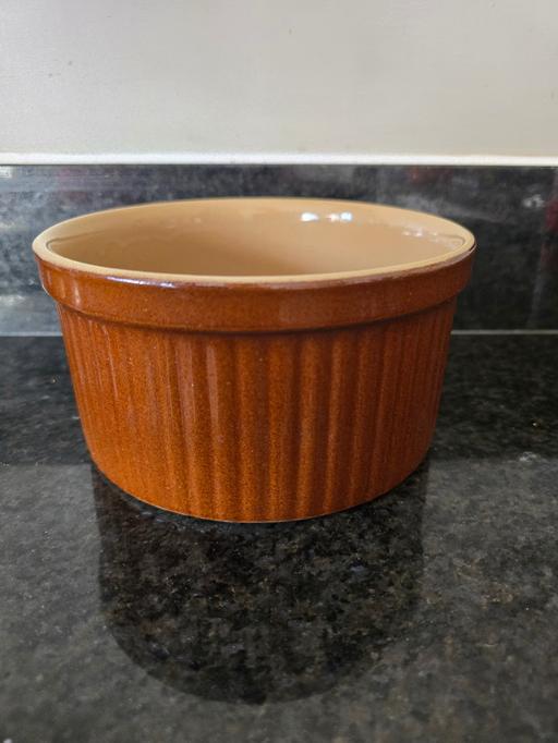  — Pearsons of Chesterfield  pot
