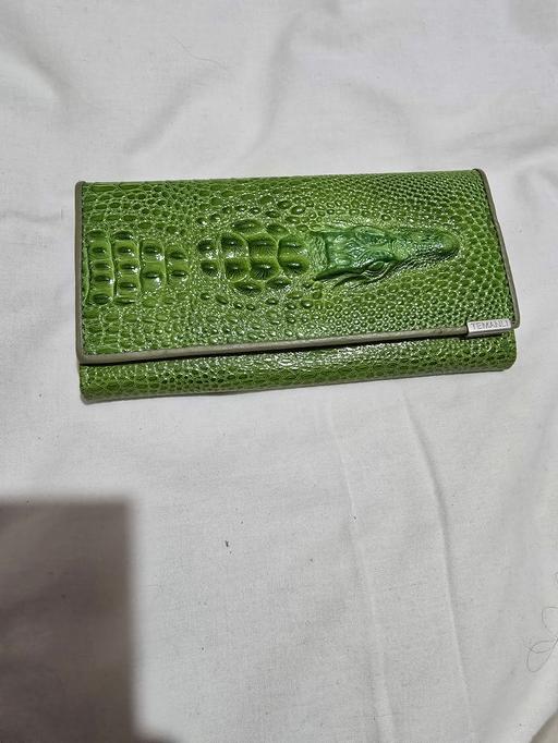  — Temanli purse