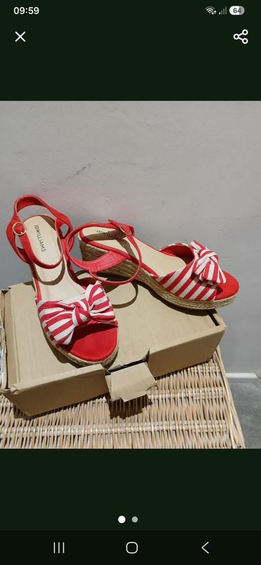  — WEDGE SANDALS 6 ASNEW WORN 1HOUR PAID£29.99