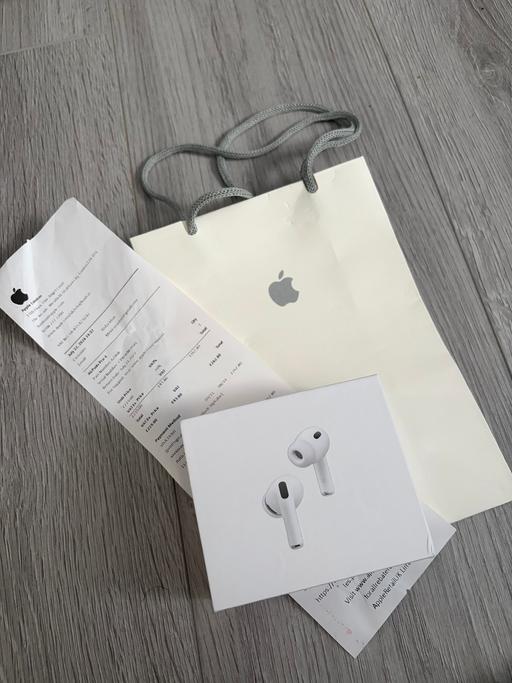  — AirPods Pro 3