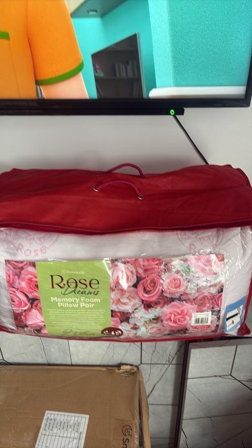  — Bamboo pillowsx2. Cooling rose sent