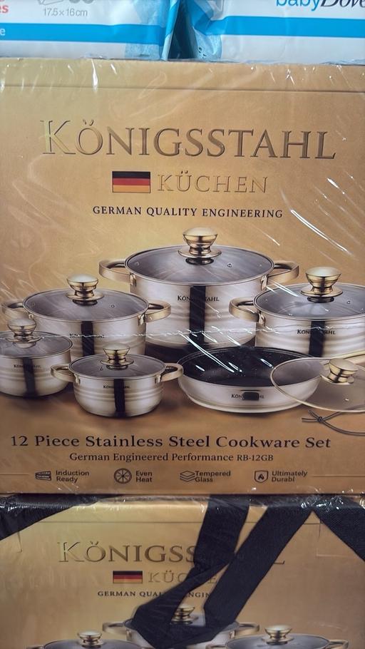  — Top quality pan set brand new