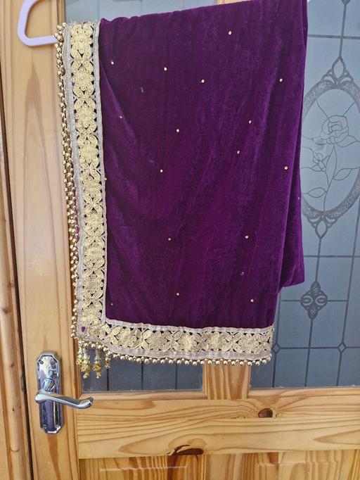 — dark purple velvet duppata/shawl