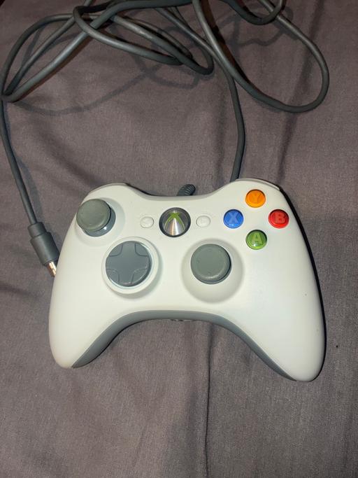  — Wired Xbox 360 controller