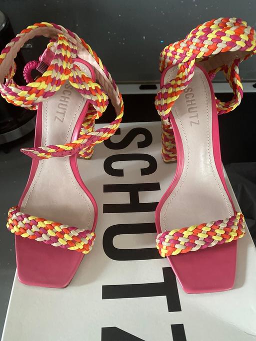  — Schutz Designer sandals size 37
