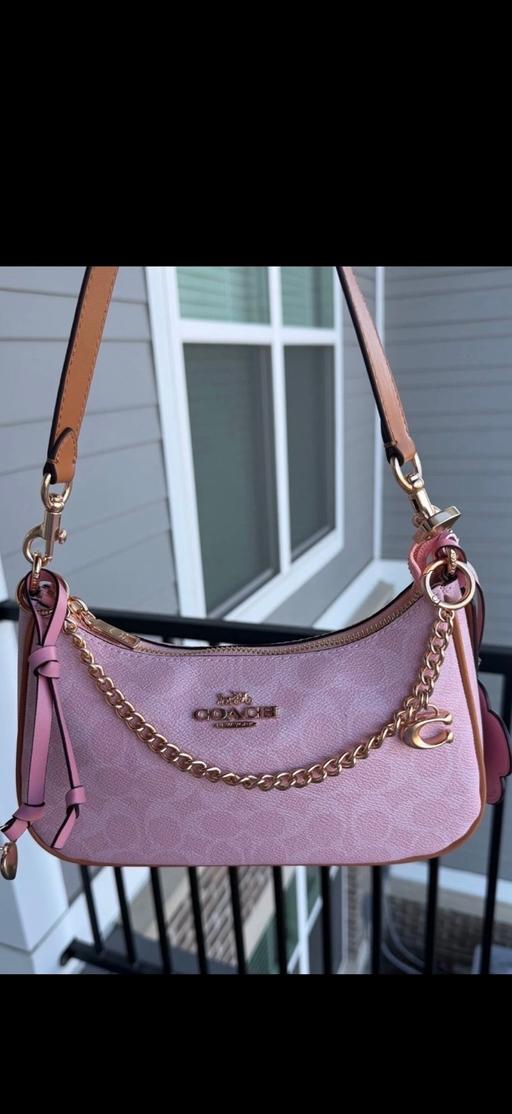  — New with Tags Coach Teri pink Shoulder bag