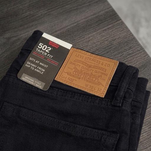  — Levi’s 502 Taper Fit Men’s Jeans Black W30L32