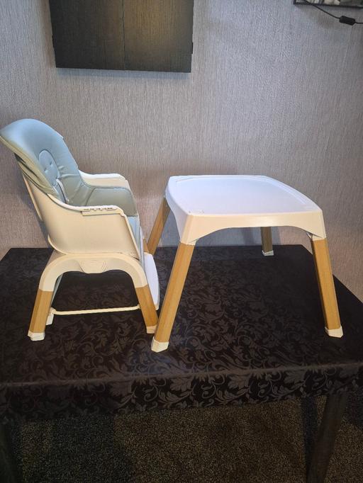  — High chair and table