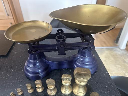  — Vintage Scales& Weights