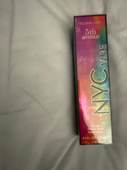  — Elizabeth Arden 5th avenue NYC vibe perfume
