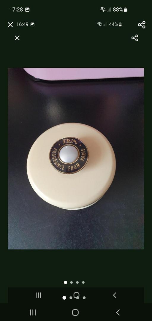  — vintage dusting powder 140g NEW