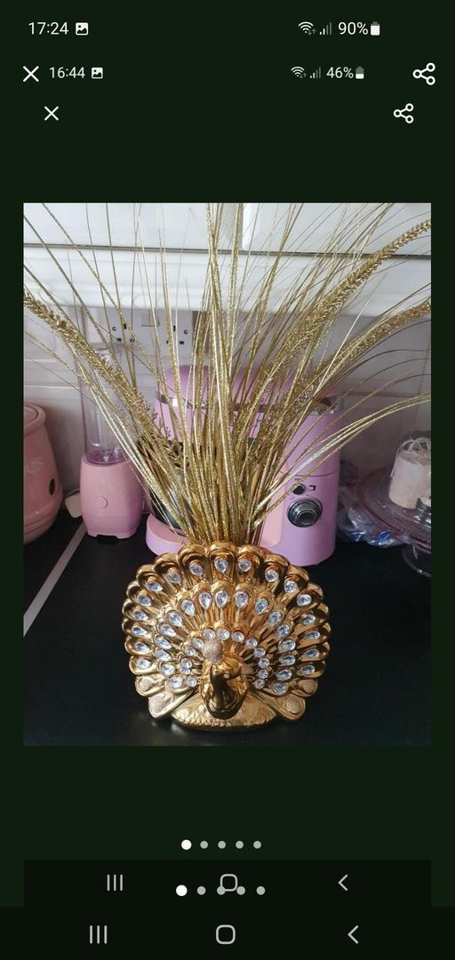  — bling peacock ornament/vase
